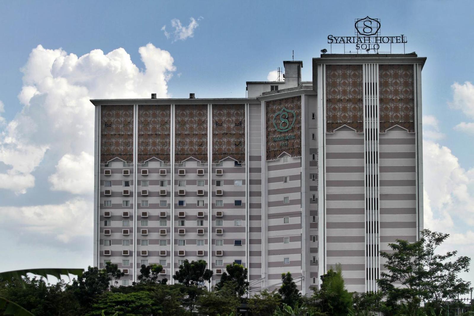 Lorin Syariah Solo Hotel Exterior foto
